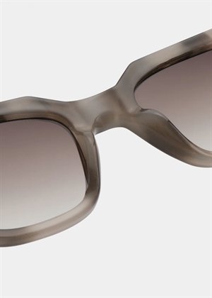 Kaws solbrille Cookie Dough A.kjærbede